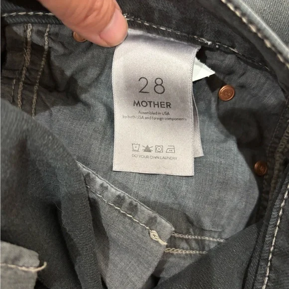 MOTHER JEANS | High Waisted Rascal Ankle Fray - Size 28 - Picture 12 of 12
